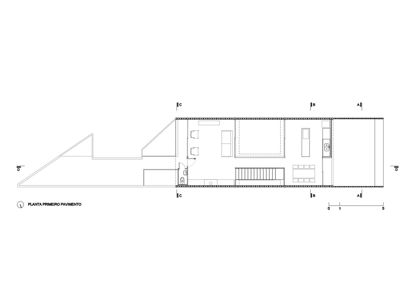 Ubaíra House 混凝土+玻璃 构筑通透感别墅设计案例