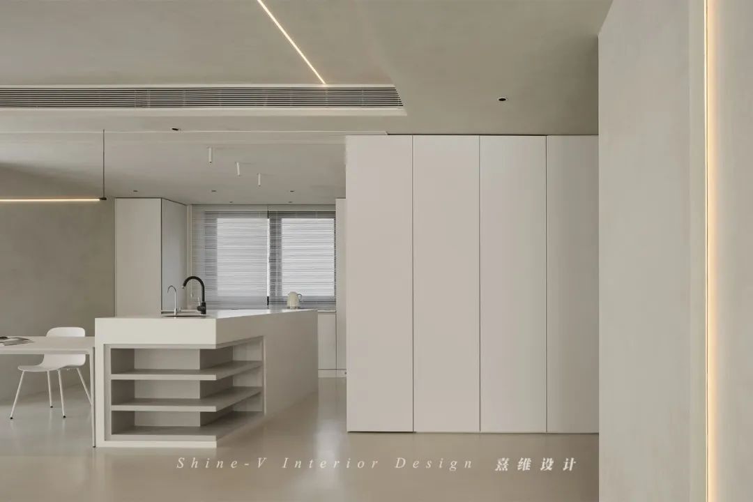 《疏逸》230㎡奶油感磐多魔，空间打开、光影纵横，自在气息满屋穿梭 | 熹维设计设计案例
