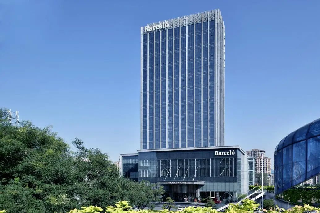 山隐设计丨希辰巴塞罗酒店设计案例