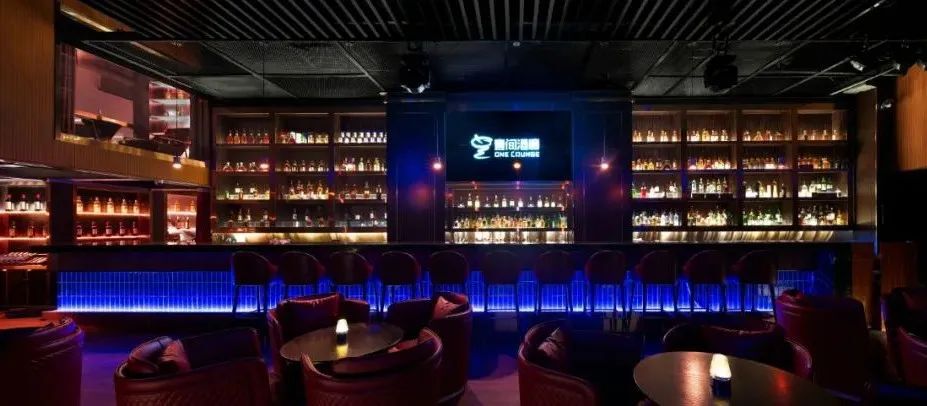 JAZZ BAR 壹间酒廊里的爵士女伶，春风十里不如你设计案例