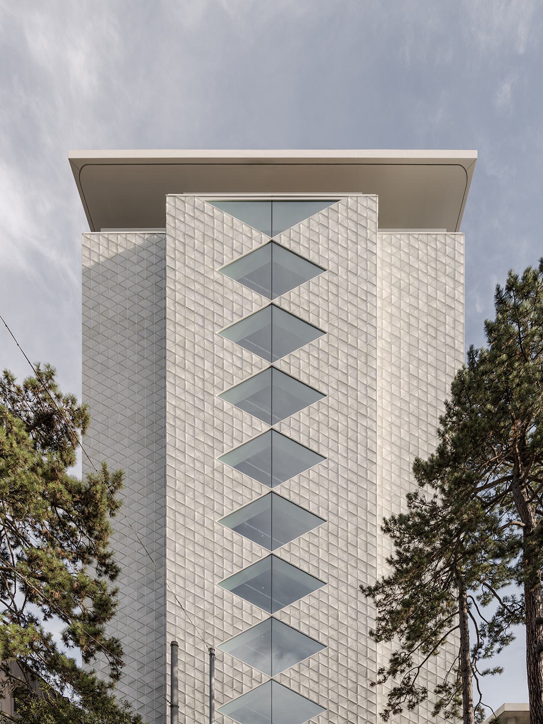 Herzog & de Meuron丨 Helvetia保险巴塞尔总部设计案例