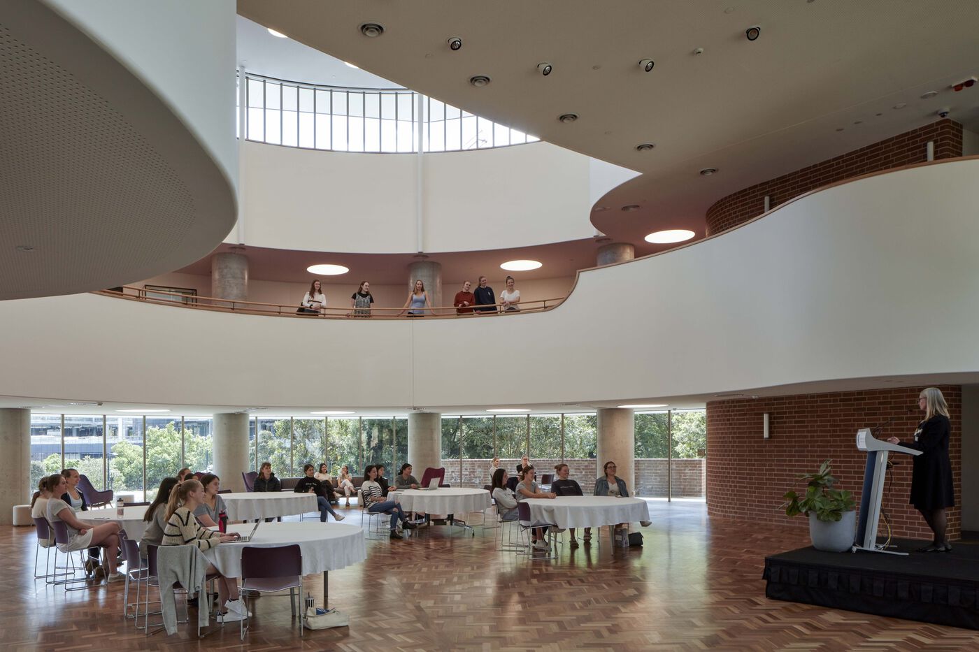The Sibyl Centre – 悉尼大学女子学院设计案例
