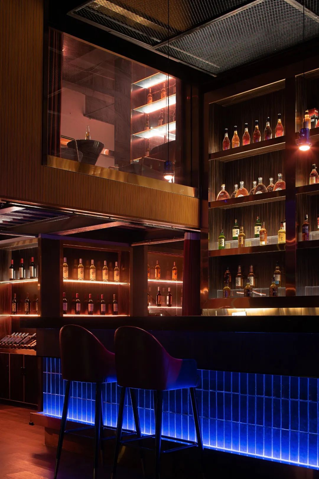 JAZZ BAR 壹间酒廊里的爵士女伶，春风十里不如你设计案例