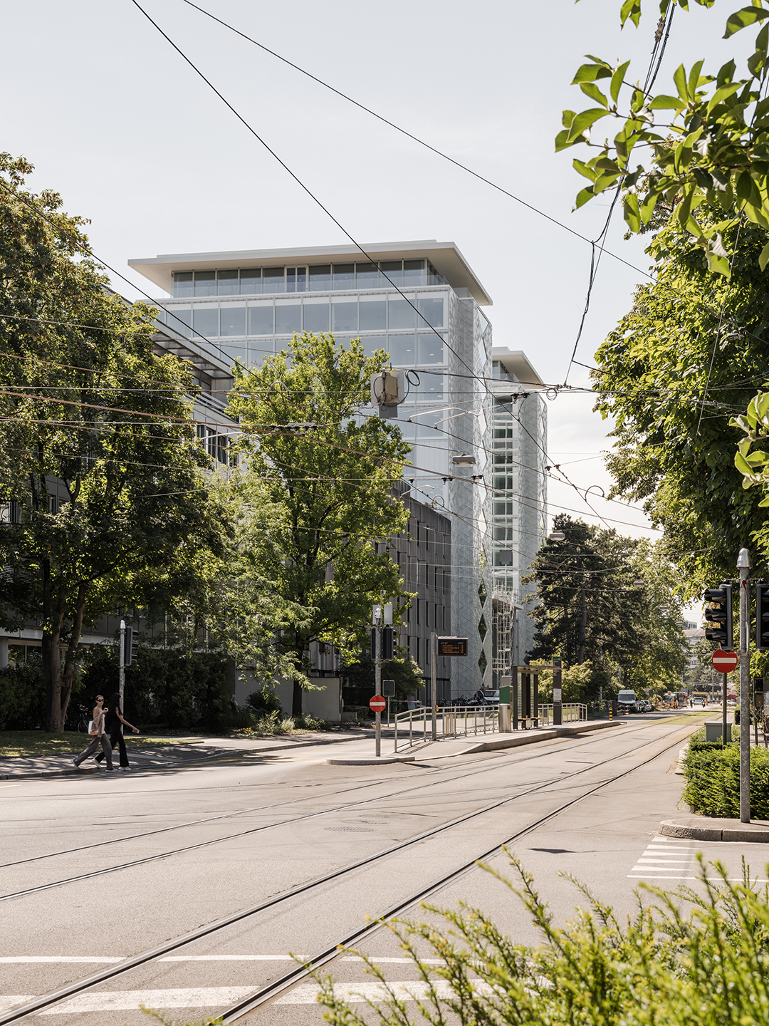 Herzog & de Meuron丨 Helvetia保险巴塞尔总部设计案例
