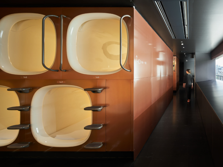  日本大阪·9h nine hours胶囊旅馆 | Naruse Inokuma Architects设计案例