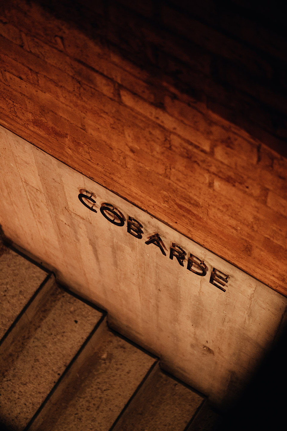 墨西哥 Cobarde酒吧餐厅 | Rootstudio设计案例