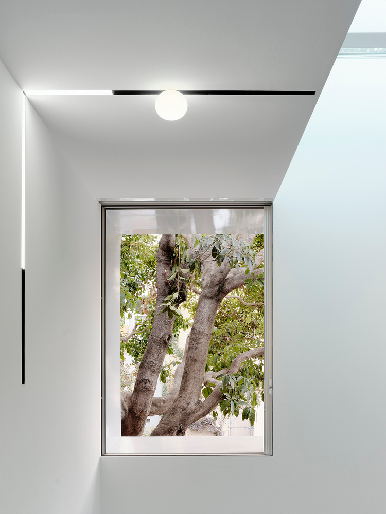 这栋180°全景「玻璃屋」，透明楼梯、网红滑梯，每件家具都是定制款! | Fougeron Architectur设计案例
