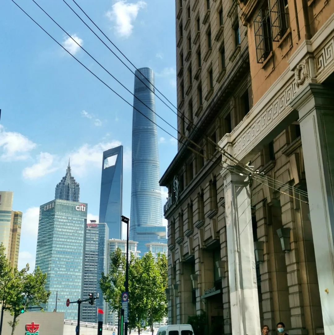 示觉设计|藏在外滩历史保护建筑内的复古法式住宅设计案例