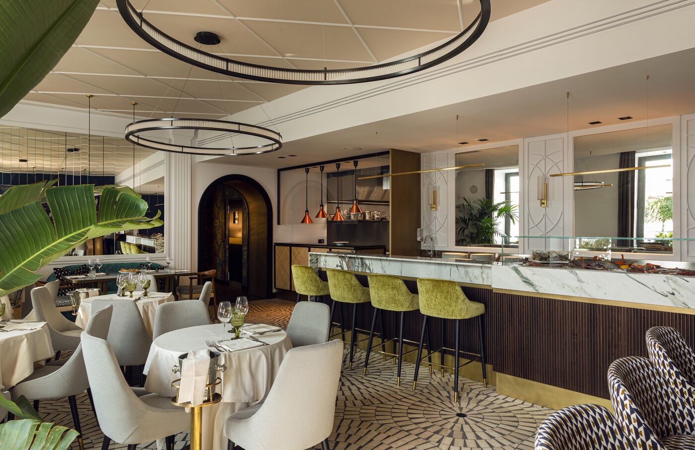BiagioniRistorante 宫殿里的花园餐厅设计案例