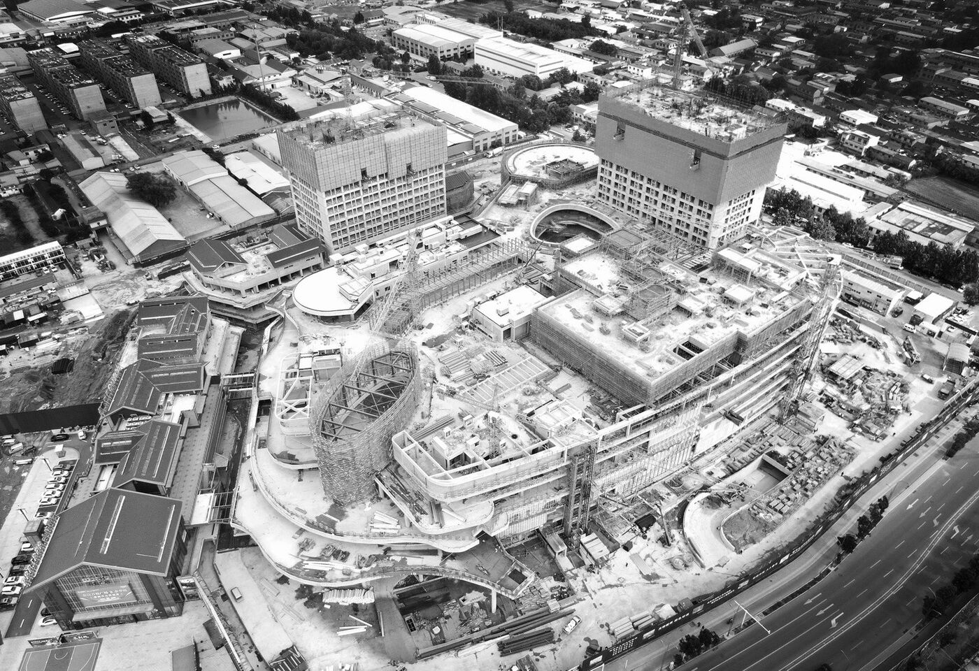 简和建筑丨山水之城·泰汶城市广场设计案例