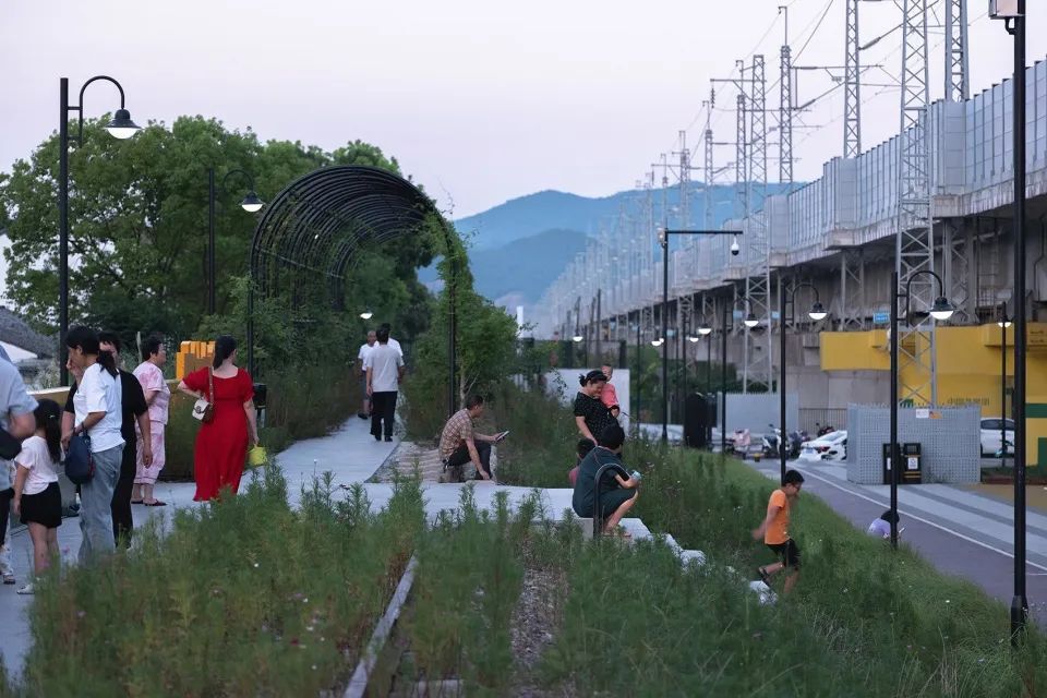 宁波市城建设计研究院丨五乡987高线公园设计案例