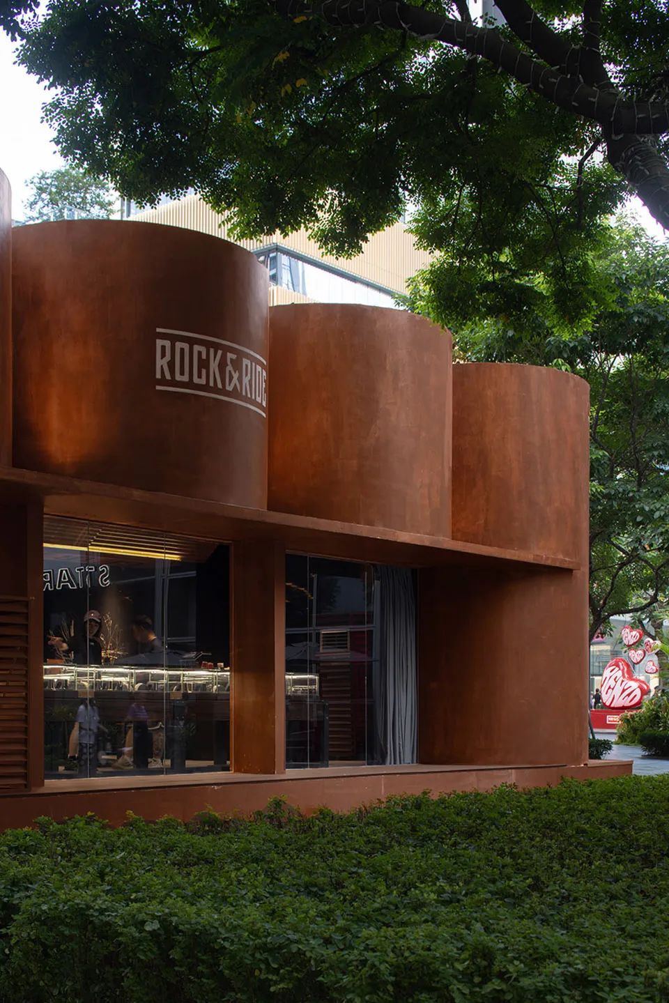  WBS里外工作室丨Rock&Ride 深圳万象天地快闪店设计设计案例