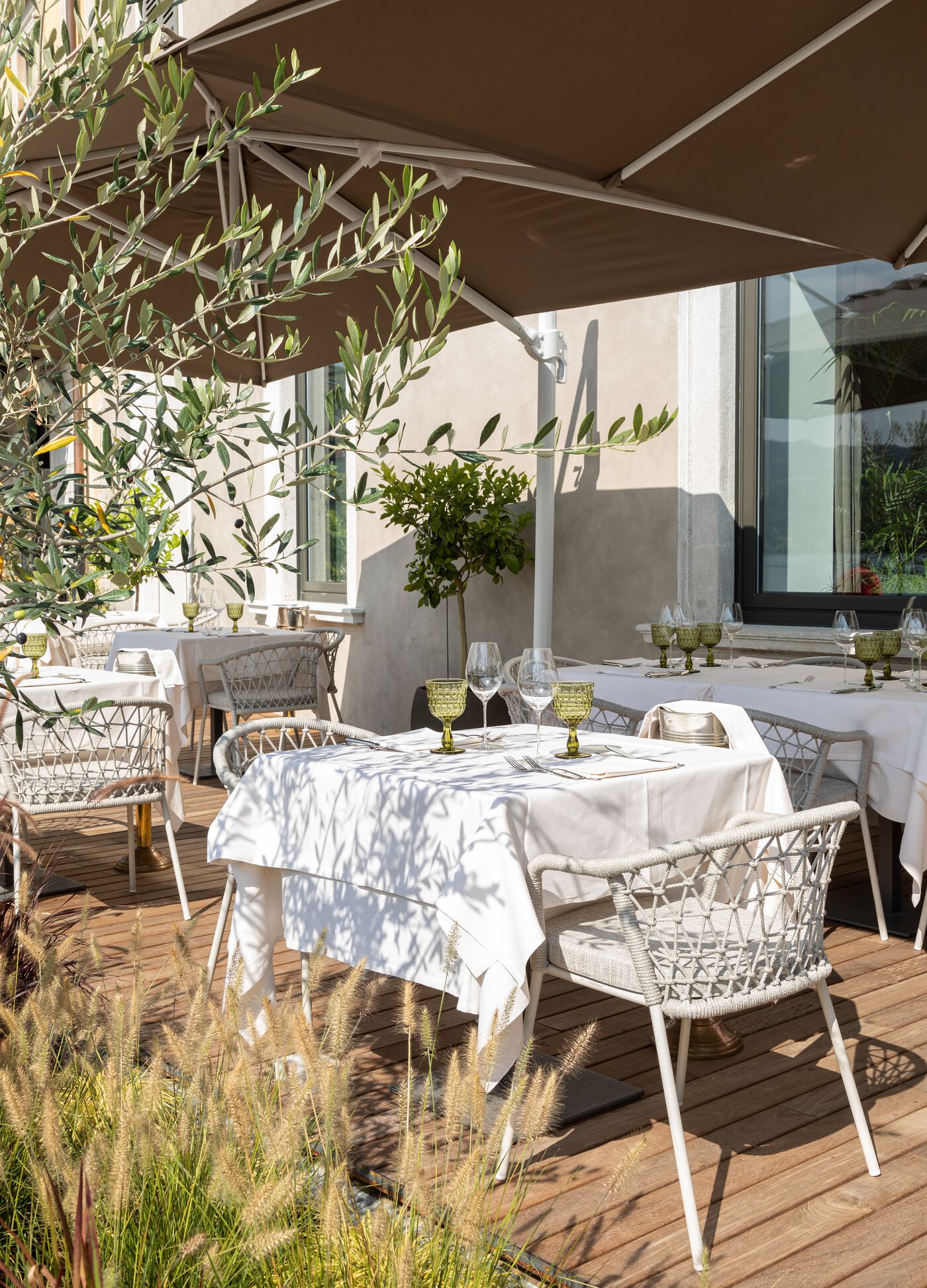 BiagioniRistorante 宫殿里的花园餐厅设计案例