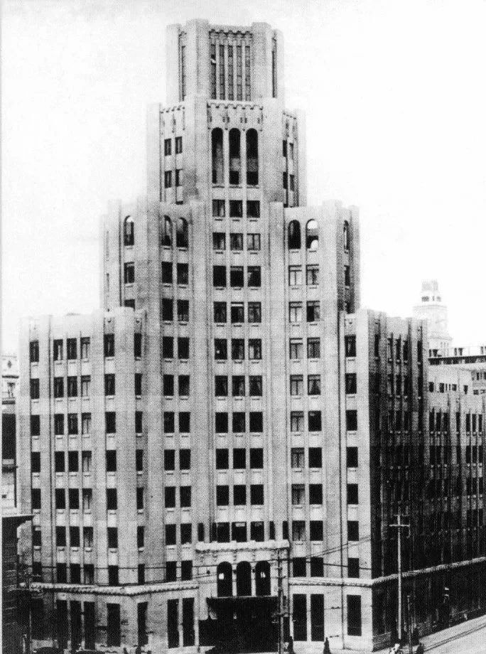 示觉设计|藏在外滩历史保护建筑内的复古法式住宅设计案例
