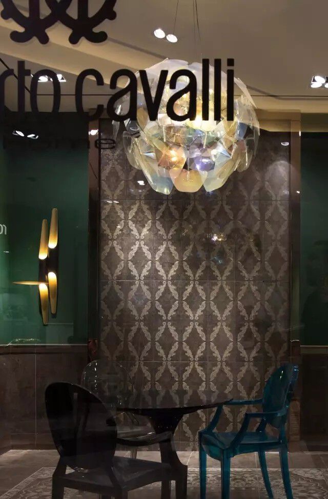 Roberto cavalli 瓷砖展厅 | GID国际设计机构设计案例