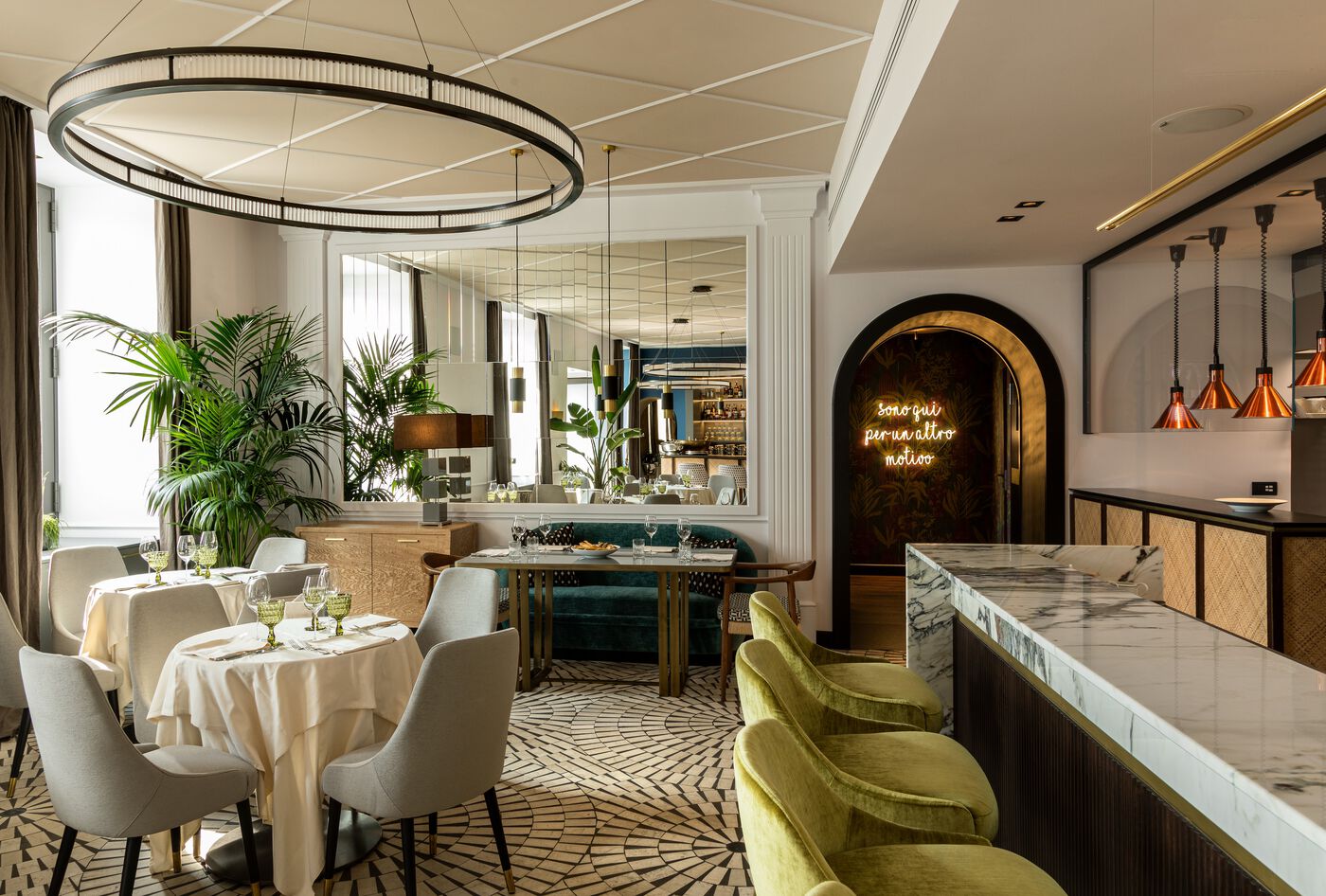 BiagioniRistorante 宫殿里的花园餐厅设计案例