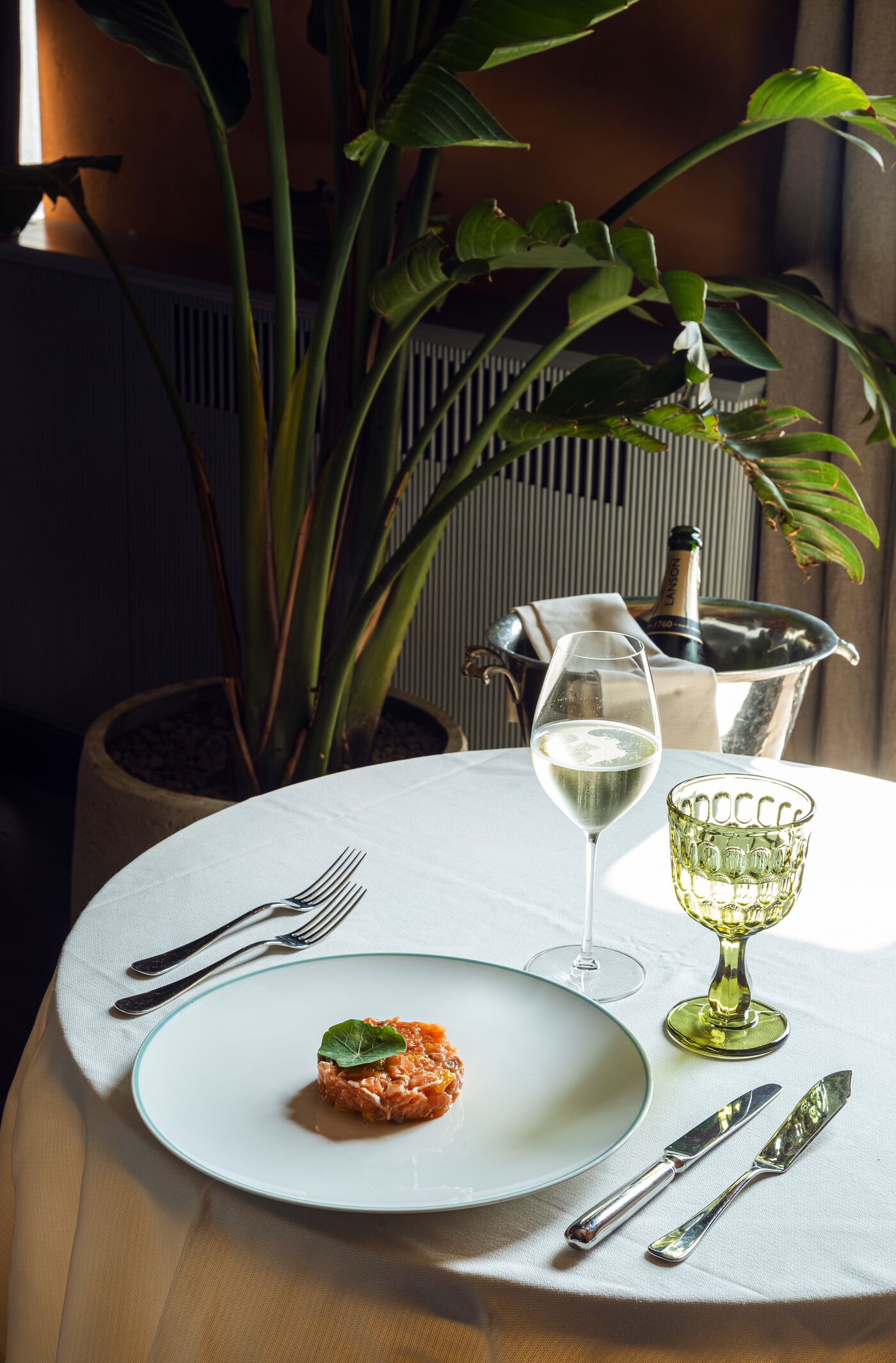 BiagioniRistorante 宫殿里的花园餐厅设计案例