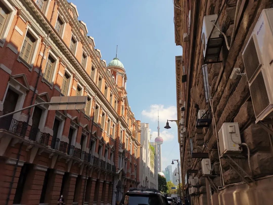 示觉设计|藏在外滩历史保护建筑内的复古法式住宅设计案例