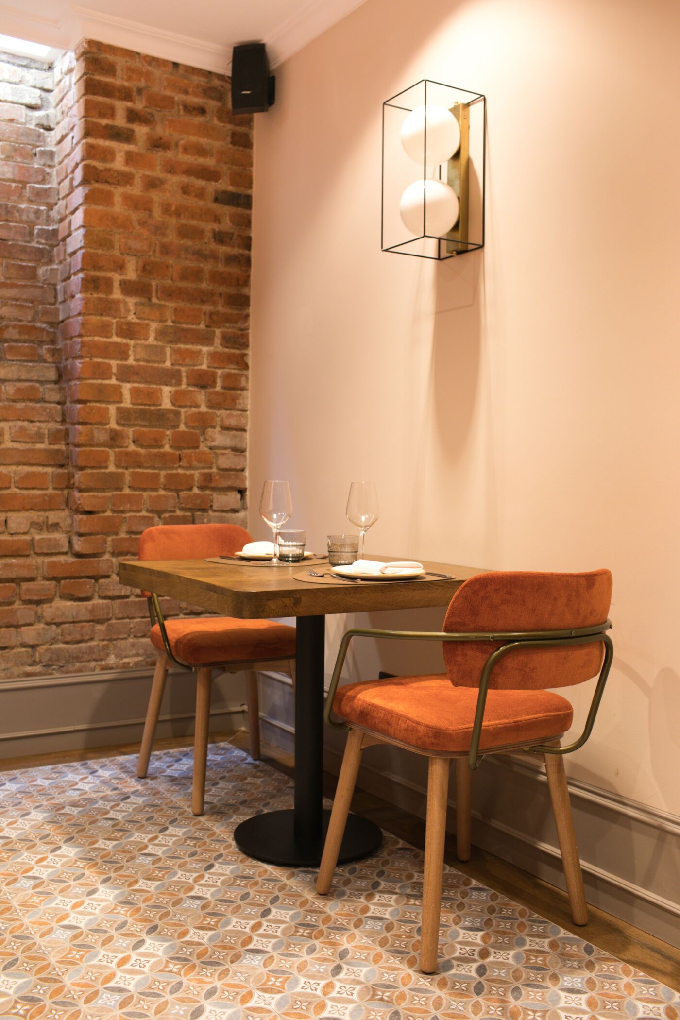 西班牙风情餐厅LACABIA RESTAURANT 设计案例