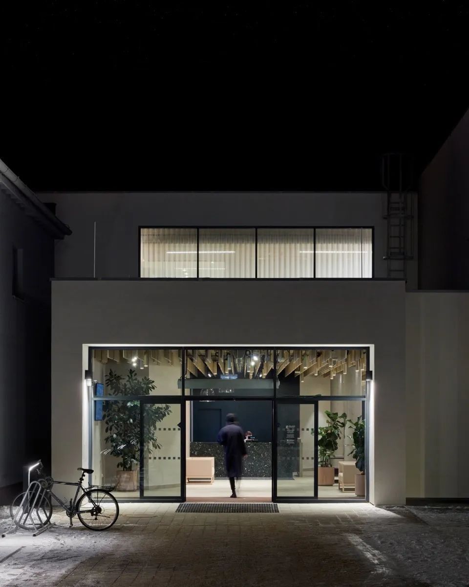Plus One Architects丨桑拿世界设计案例