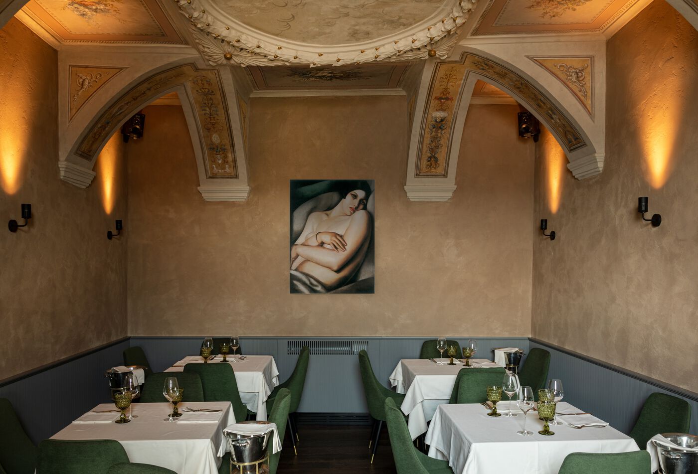 BiagioniRistorante 宫殿里的花园餐厅设计案例