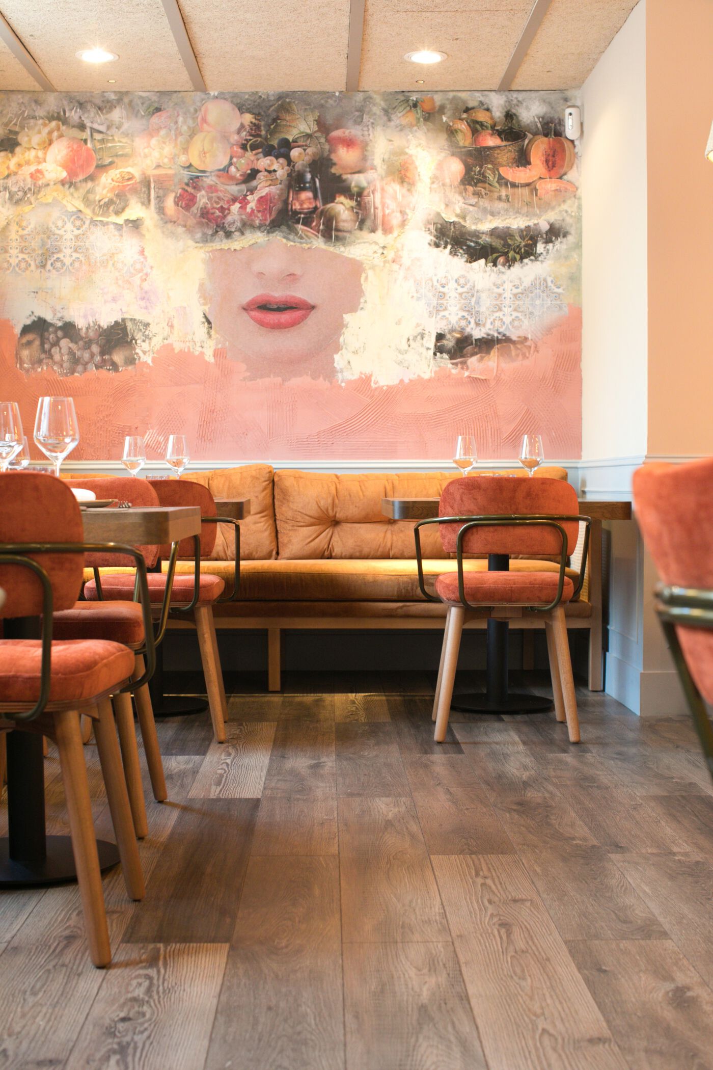 西班牙风情餐厅LACABIA RESTAURANT 设计案例