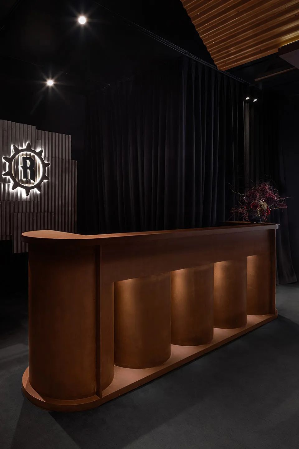  WBS里外工作室丨Rock&Ride 深圳万象天地快闪店设计设计案例