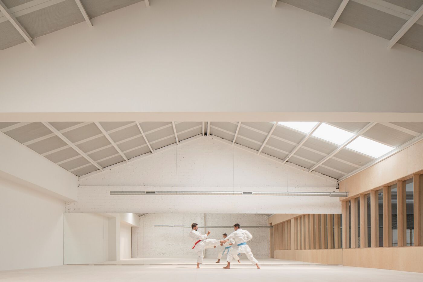 Carlos Segarra Arquitectos设计 | 西班牙Kyodai健身瑜伽培训中心设计案例