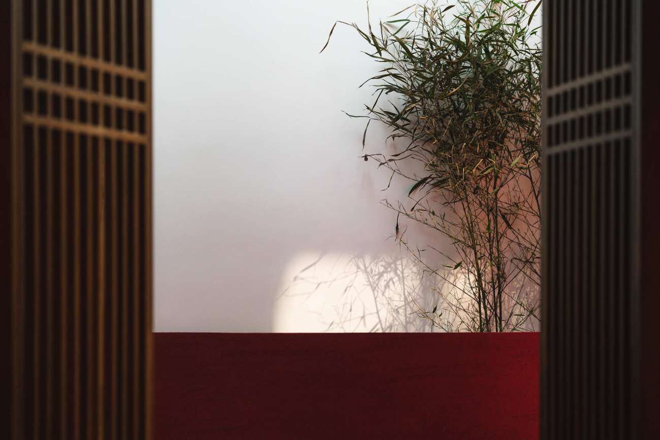 慕达建筑丨藏在成都青羊宫的庭院餐厅设计案例