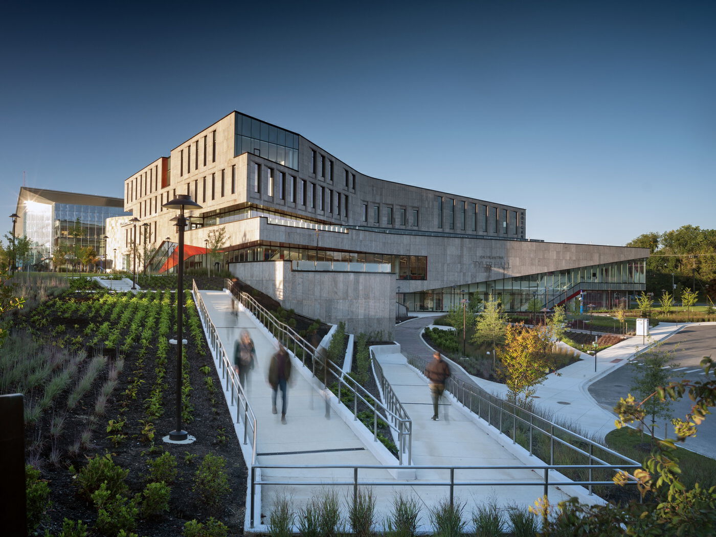 Teeple Architects丨摩根州立大学学生服务中心设计案例
