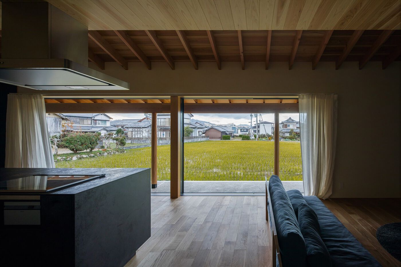 从内部捕捉风景，日本甲南住宅 | ALTS DESIGN OFFICE设计案例