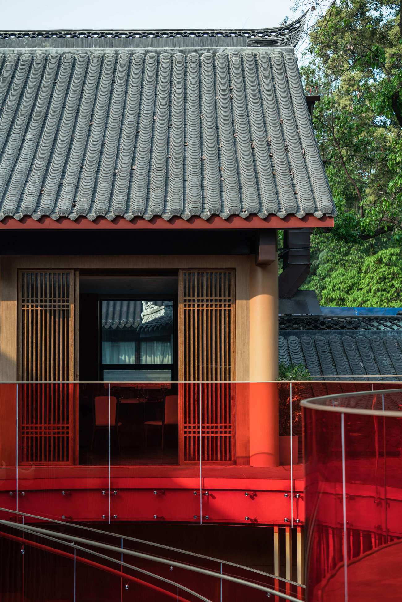 慕达建筑丨藏在成都青羊宫的庭院餐厅设计案例