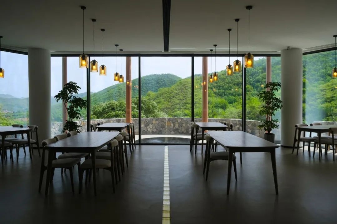 石家庄安德生命纪念公园·云镜丨小隐建筑设计案例