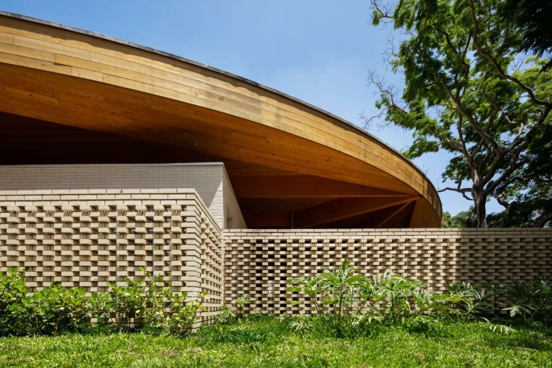 “公园学校”，市立幼儿教育校园丨 Gabriella Ornaghi Arquitetura da Paisagem设计案例