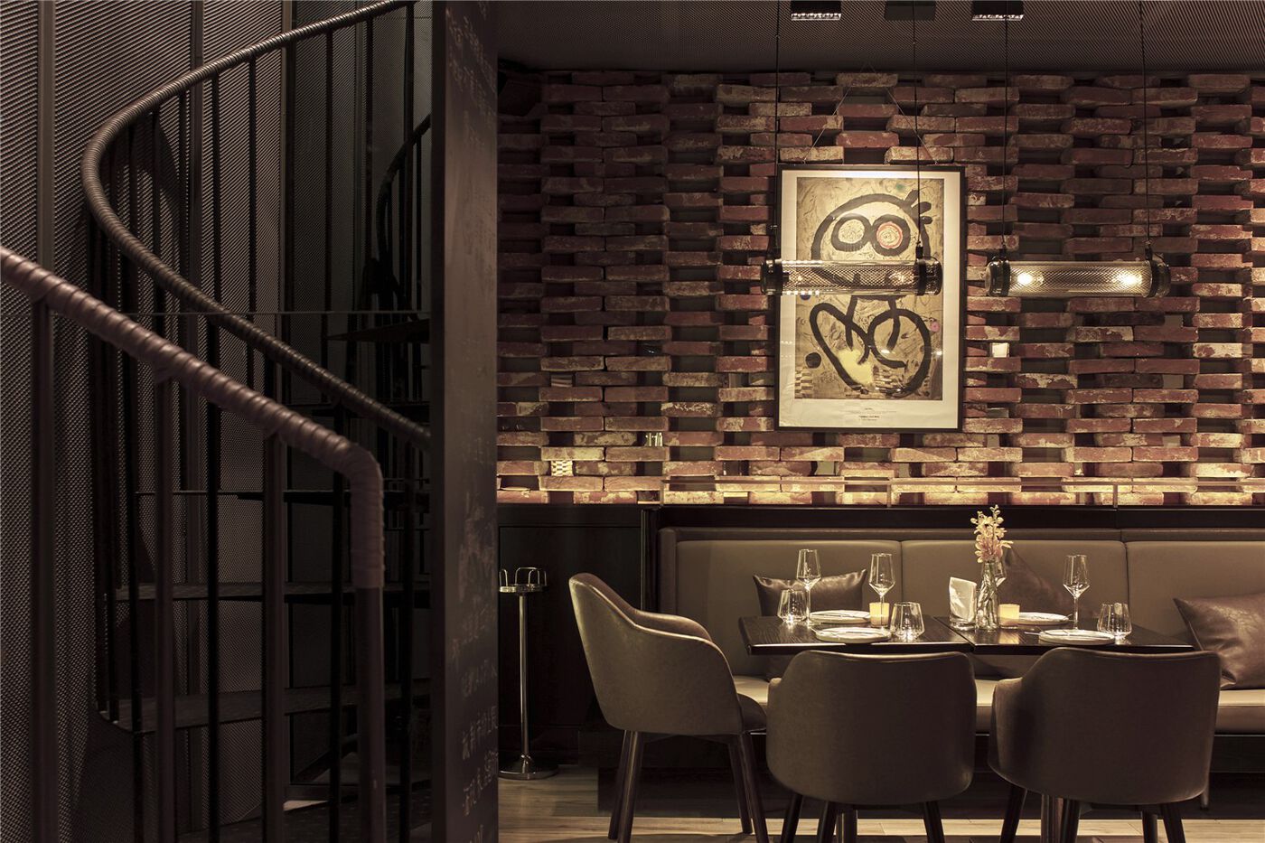RooMoo | 上海·LECOQ大公鸡小酒馆(古北路店)设计案例