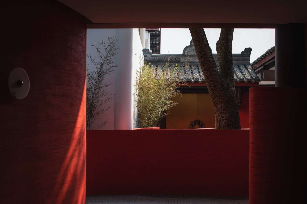 慕达建筑丨藏在成都青羊宫的庭院餐厅设计案例