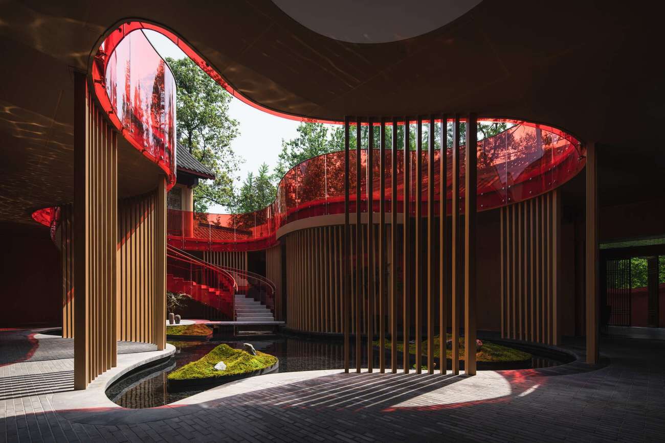 慕达建筑丨藏在成都青羊宫的庭院餐厅设计案例